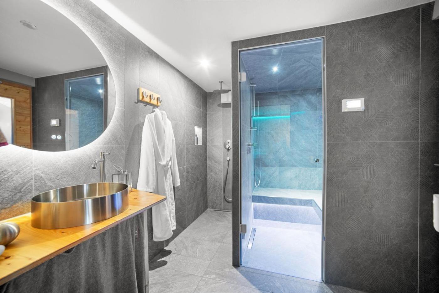 كرانز مونتانا Chalet Diognysos B&B, Boutique Hotel & Wellness المظهر الخارجي الصورة